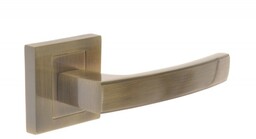 Klamka drzwiowa INFINITY HERMES z rozetą kwadratową patyna (KHR 400)