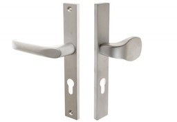 Pochwyt-klamka drzwiowa FAM 15447 72/240/32 chrom matowy lewa (2 śruby)