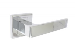 Klamka drzwiowa INFINITY APOLLO z rozetą kwadratową chrom (KAO 700)