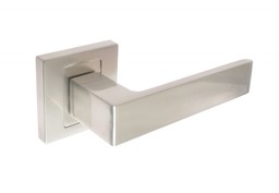 Klamka INFINITY APOLLO z rozetą kwadratową satyna (KAO 300)