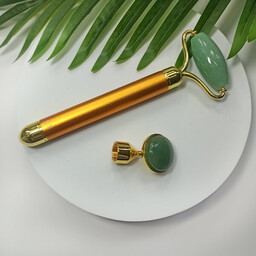 Roller do masowania twarzy z wibracjami zielony jadeit Yeye