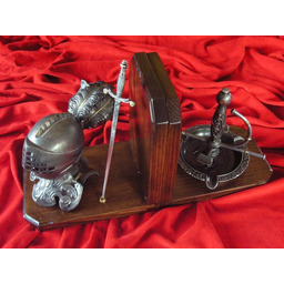 PODPÓRKI DO KSIĄŻEK GŁOWA RYCERZA I POPIELNICA (AG53/5)