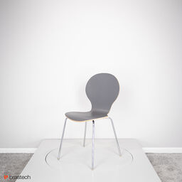 Krzesło biurowe ze sklejki