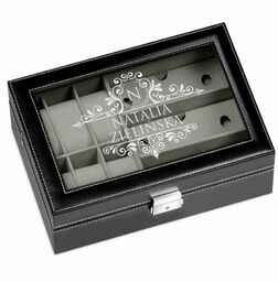 Szkatułka czarna na zegarki i okulary z grawerem dla niej singielki