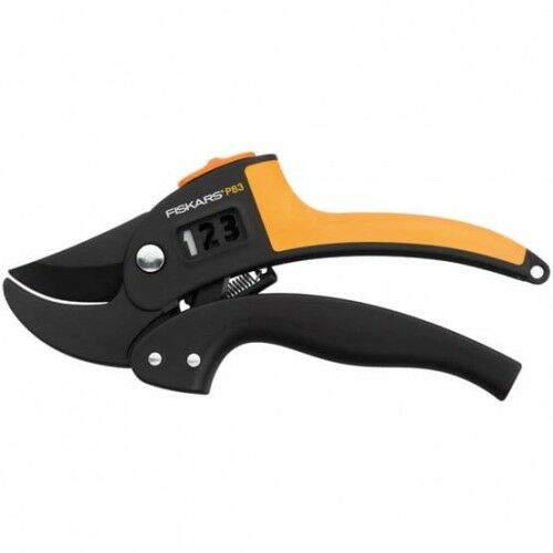 Sekator kowadełkowy Fiskars PowerStep P83 cięcie w trzech krokach